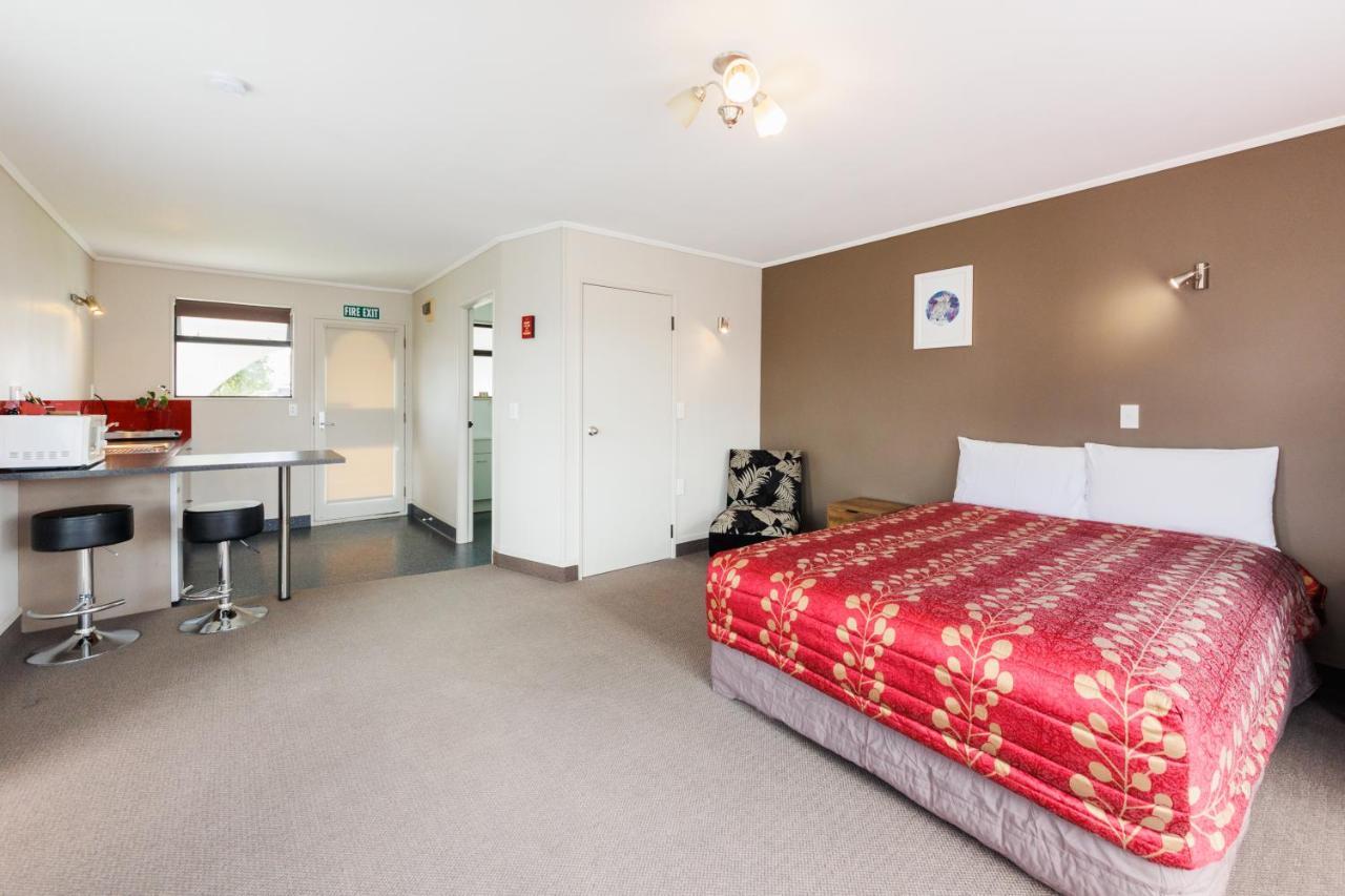 Manfeild Park Motel Feilding Exterior foto